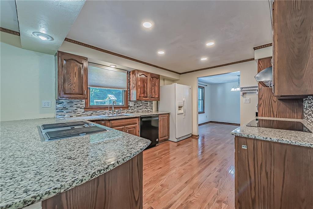 518 Sandy Hill Road Irwin, PA 15642 - Photo 7 of 25 Gallery Image 7