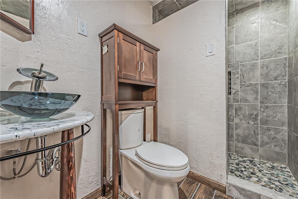 518 Sandy Hill Road Irwin, PA 15642 - Photo 9 of 25 Gallery Image 9