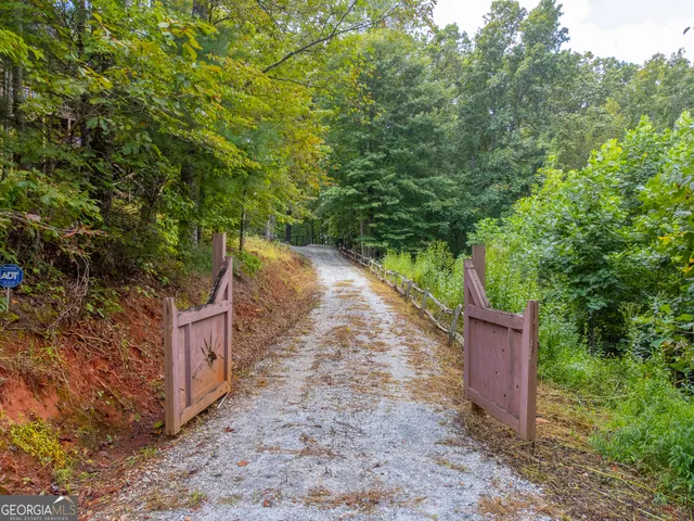 $950,000 | 374 Wild Turkey Run, Tiger, GA 30576