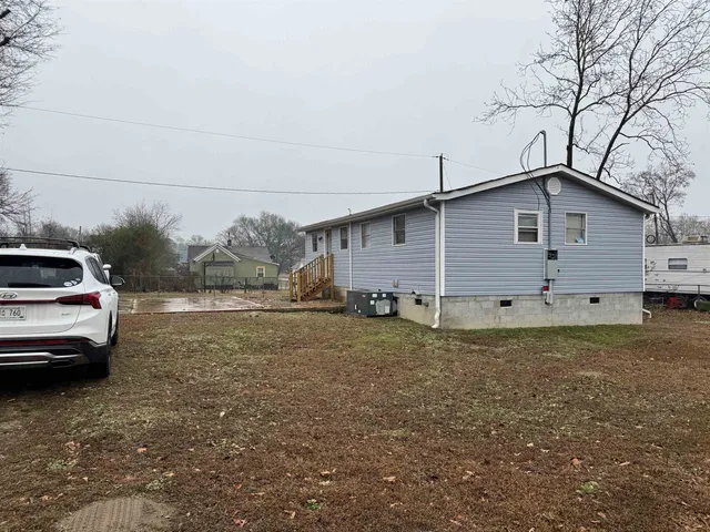 $99,999 | 22 Stevens Street, Laurens, SC 29360