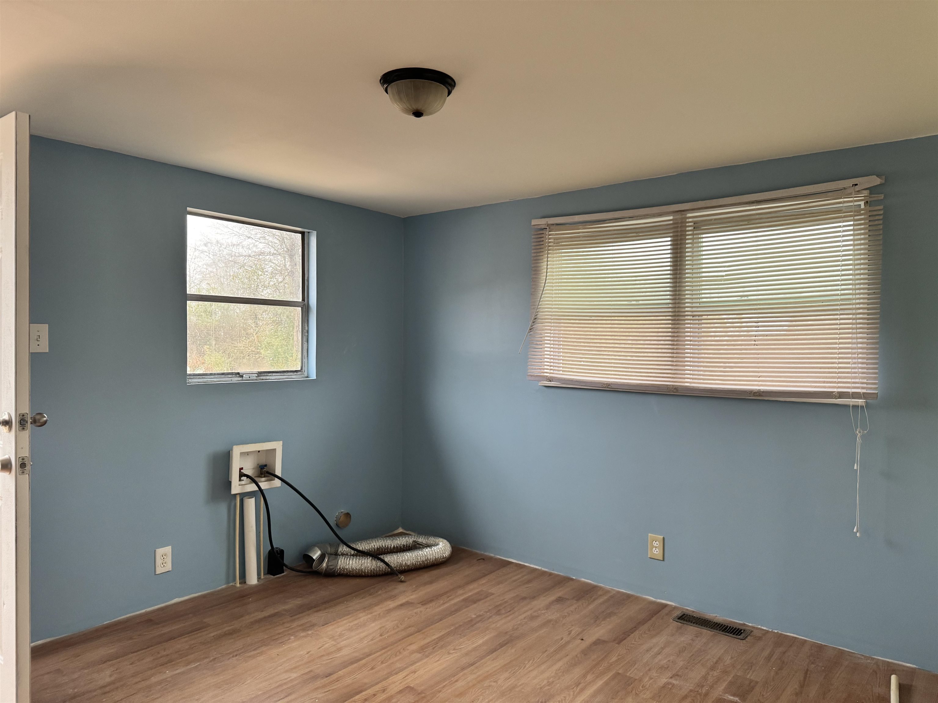 22 Stevens Street Laurens, SC 29360 - Photo 3 of 12