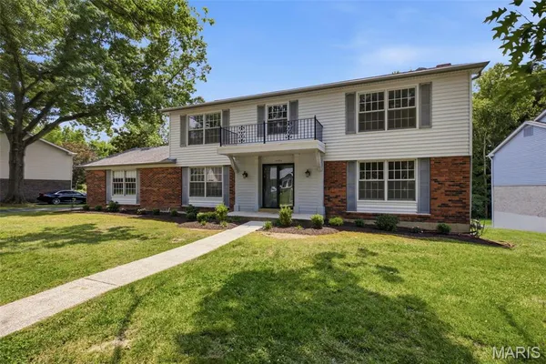 $575,000 | 14336 Bramblewood Court, Chesterfield, MO 63017