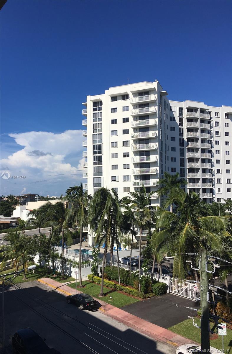 1670 Bay Road, Unit 5D Miami Beach, FL 33139 - Photo 1 of 24 Gallery Image 1
