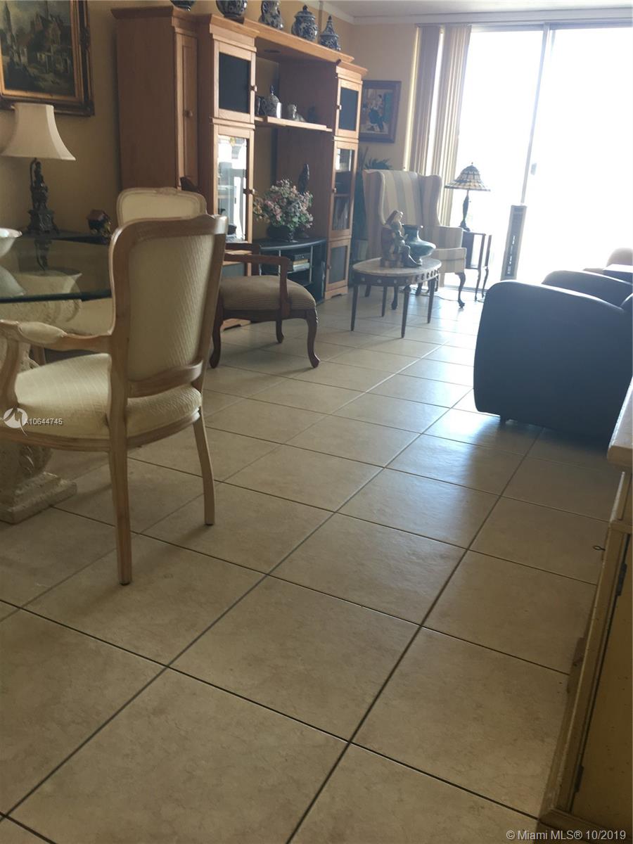 1670 Bay Road, Unit 5D Miami Beach, FL 33139 - Photo 15 of 24 Gallery Image 15