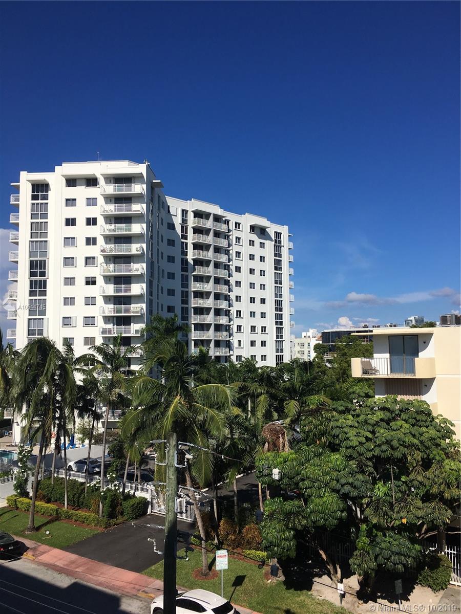 1670 Bay Road, Unit 5D Miami Beach, FL 33139 - Photo 6 of 24 Gallery Image 6