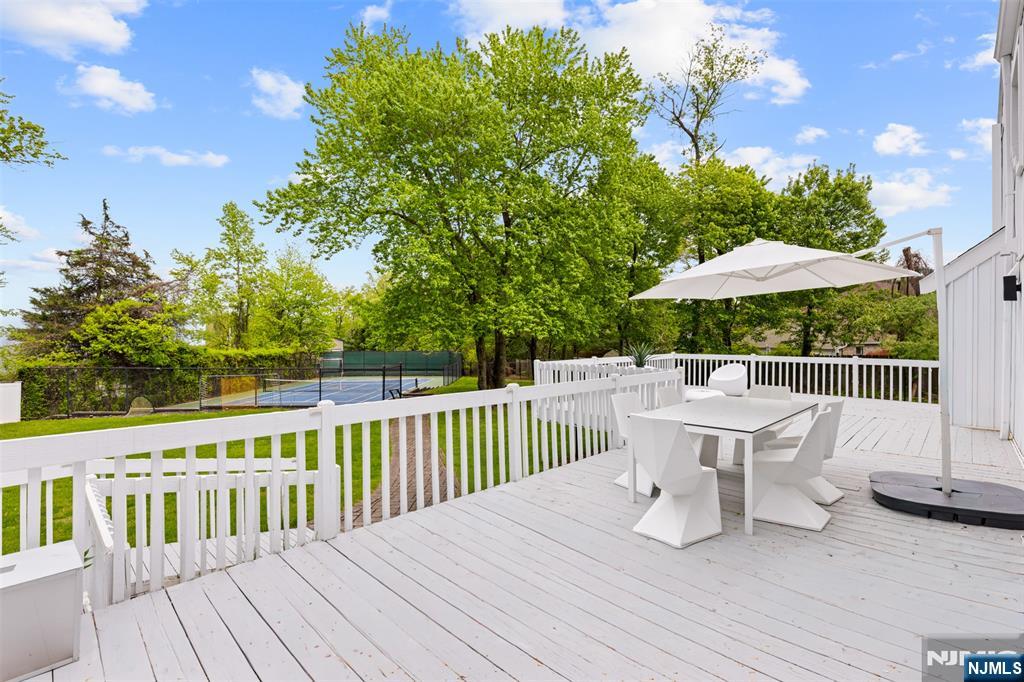81 Greenwoods Road Old Tappan, NJ 07675 - Photo 44 of 46