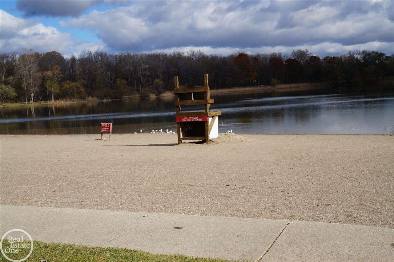 2403 Culbertson Avenue Rochester, MI 48307 - Photo 26 of 26