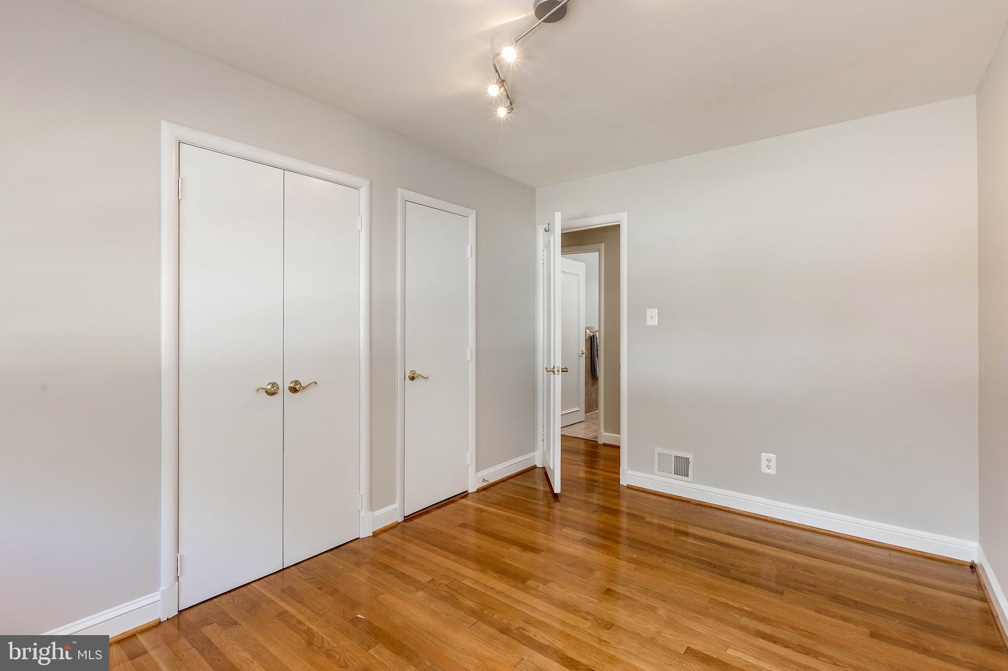 1610 Sherwood Road Silver Spring, MD 20902 - Photo 27 of 73 Gallery Image 27