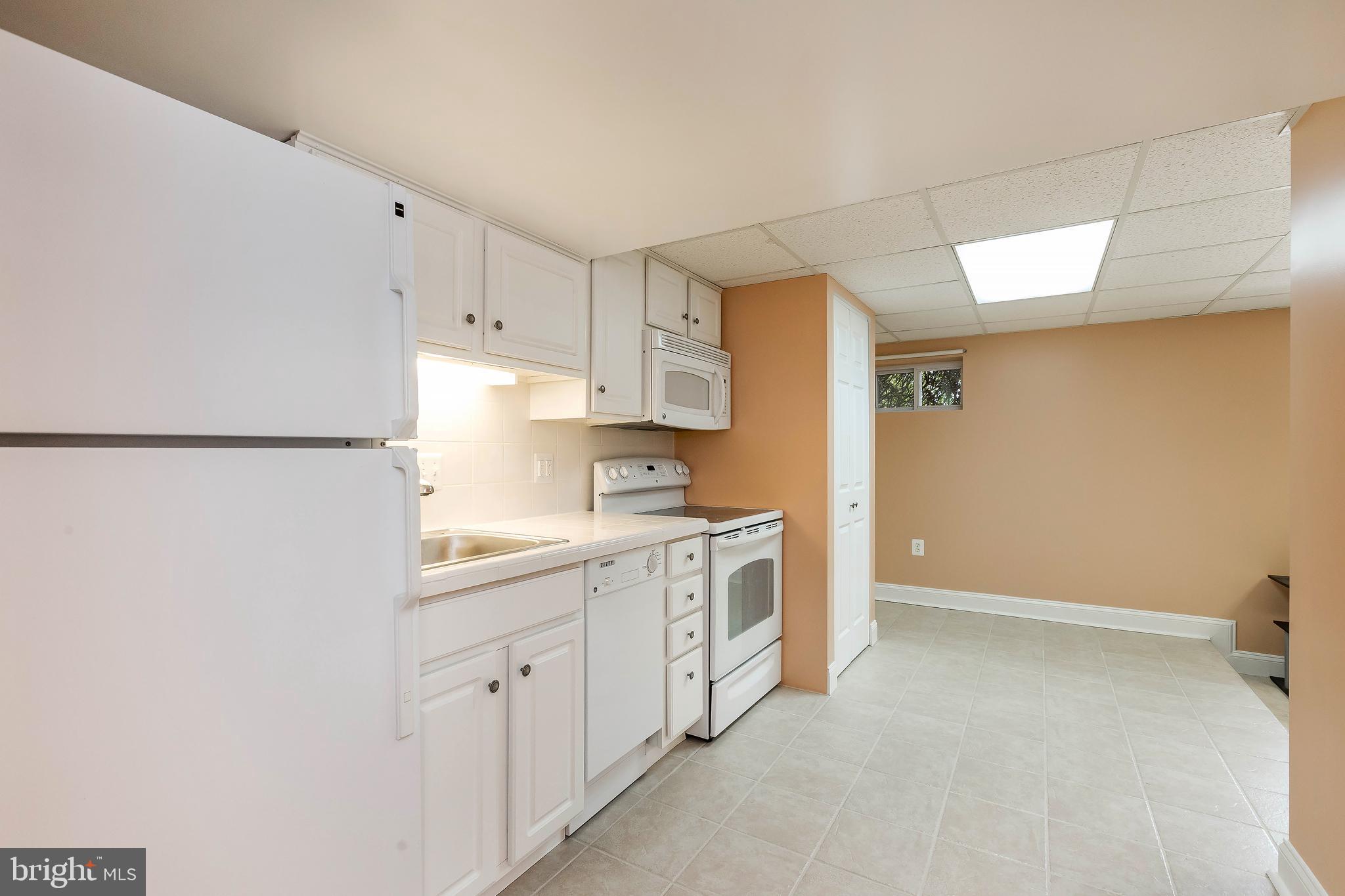 1610 Sherwood Road Silver Spring, MD 20902 - Photo 44 of 73 Gallery Image 44