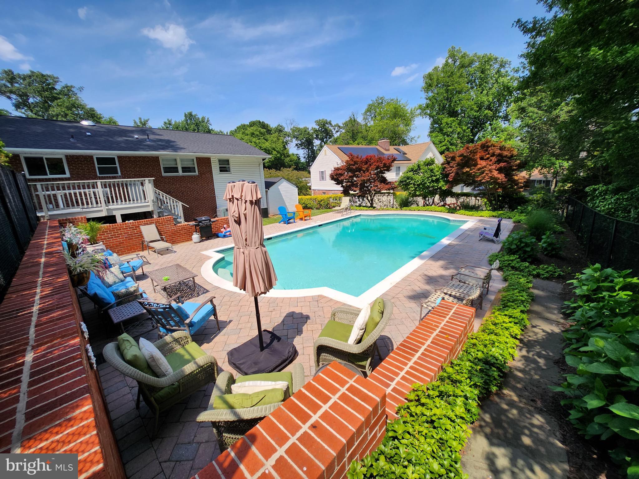 1610 Sherwood Road Silver Spring, MD 20902 - Photo 53 of 73 20x40 salt water pool