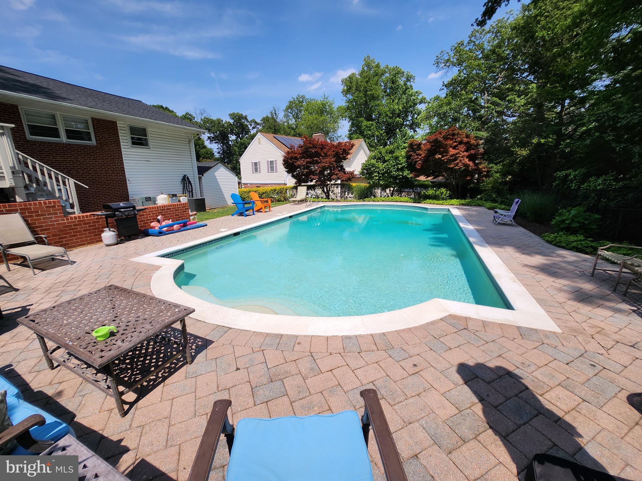 1610 Sherwood Road Silver Spring, MD 20902 - Photo 56 of 73 Paver decking