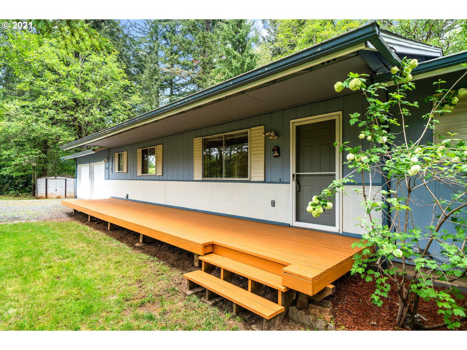 25600 South Springwater Road Estacada, OR 97023 - Photo 2 of 32
