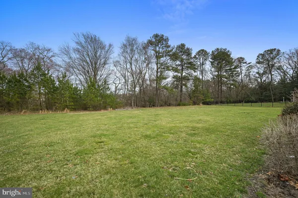 $575,000 | 16244 Edgewater Drive, Milton, DE 19968