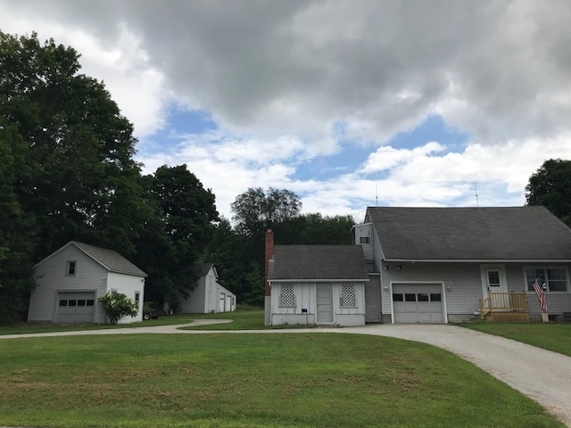 2368 Middle Road Clarendon, VT 05759 - Photo 2 of 40