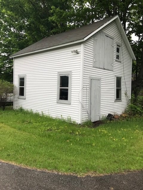 2368 Middle Road Clarendon, VT 05759 - Photo 4 of 40