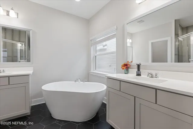 $575,900 | 75470 Sunberry Drive, Yulee, FL 32097