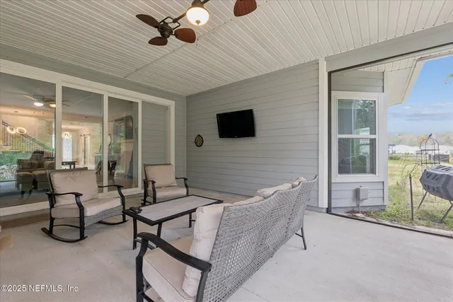 $575,900 | 75470 Sunberry Drive, Yulee, FL 32097