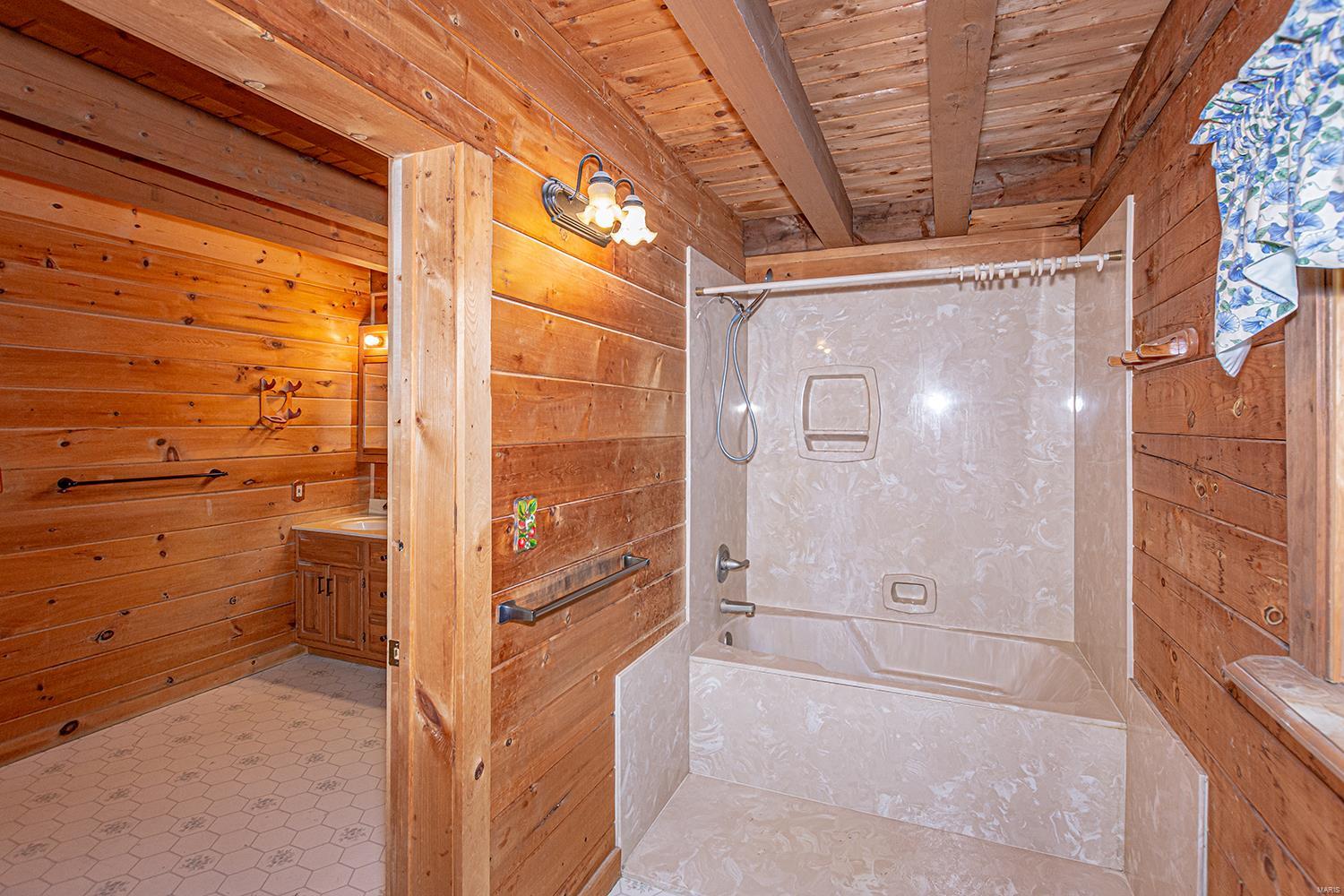 6558 Schiermeier Road Freeburg, IL 62243 - Photo 21 of 33 Gallery Image 21