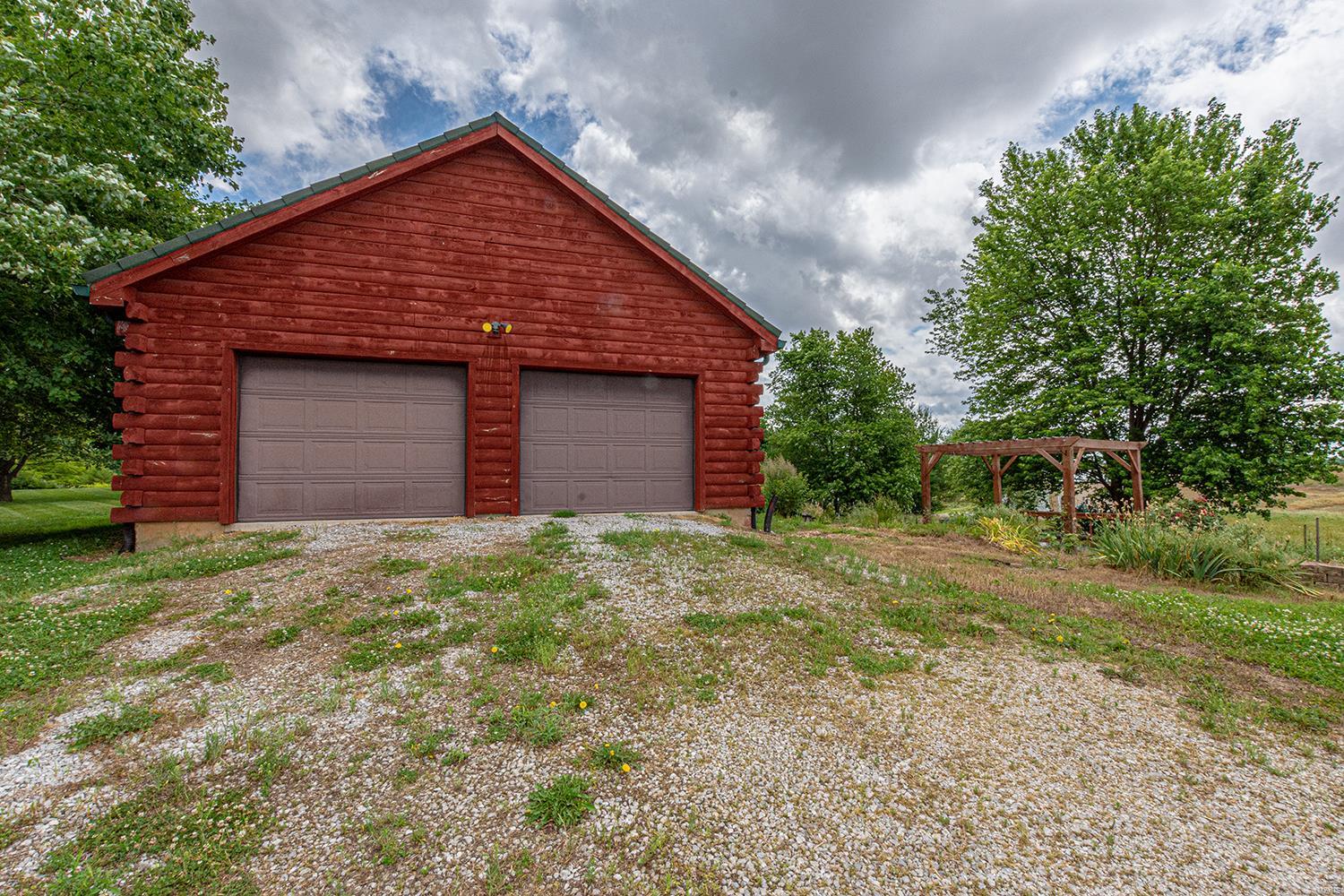 6558 Schiermeier Road Freeburg, IL 62243 - Photo 9 of 33 Gallery Image 9