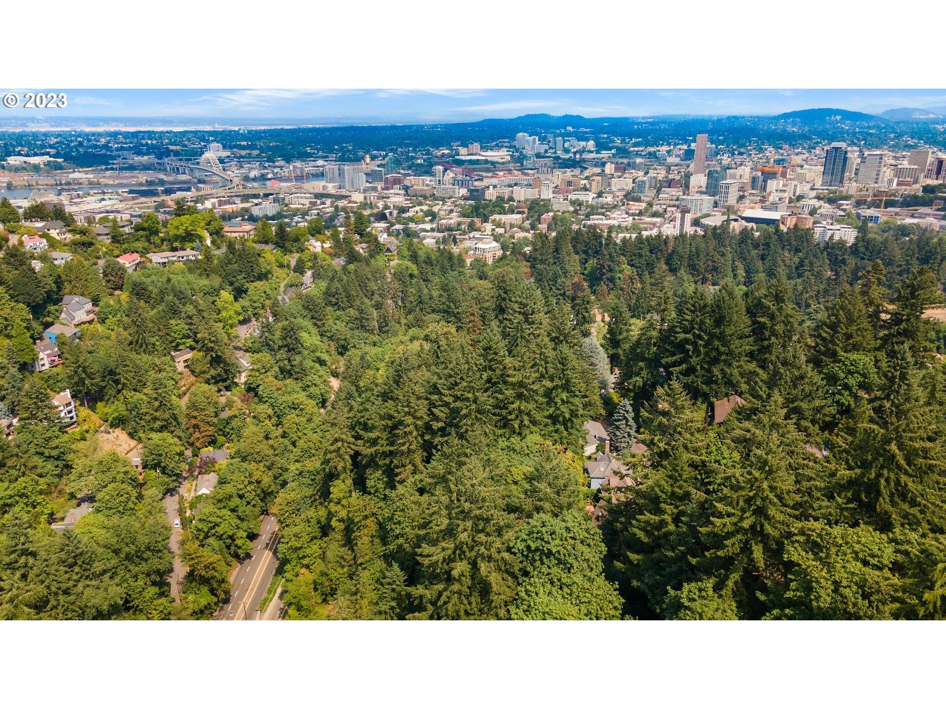 Southwest Rutland Terrace Portland, OR 97205 - Photo 8 of 24 Gallery Image 8