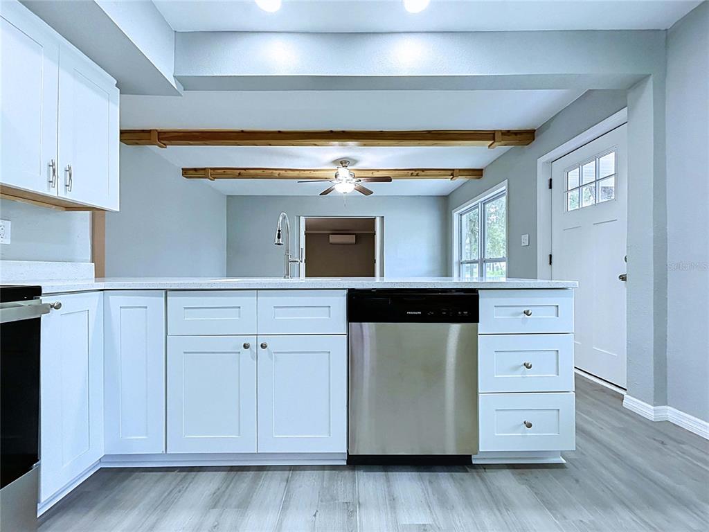 5005 Avery Road New Port Richey, FL 34652 - Photo 16 of 47 Gallery Image 16