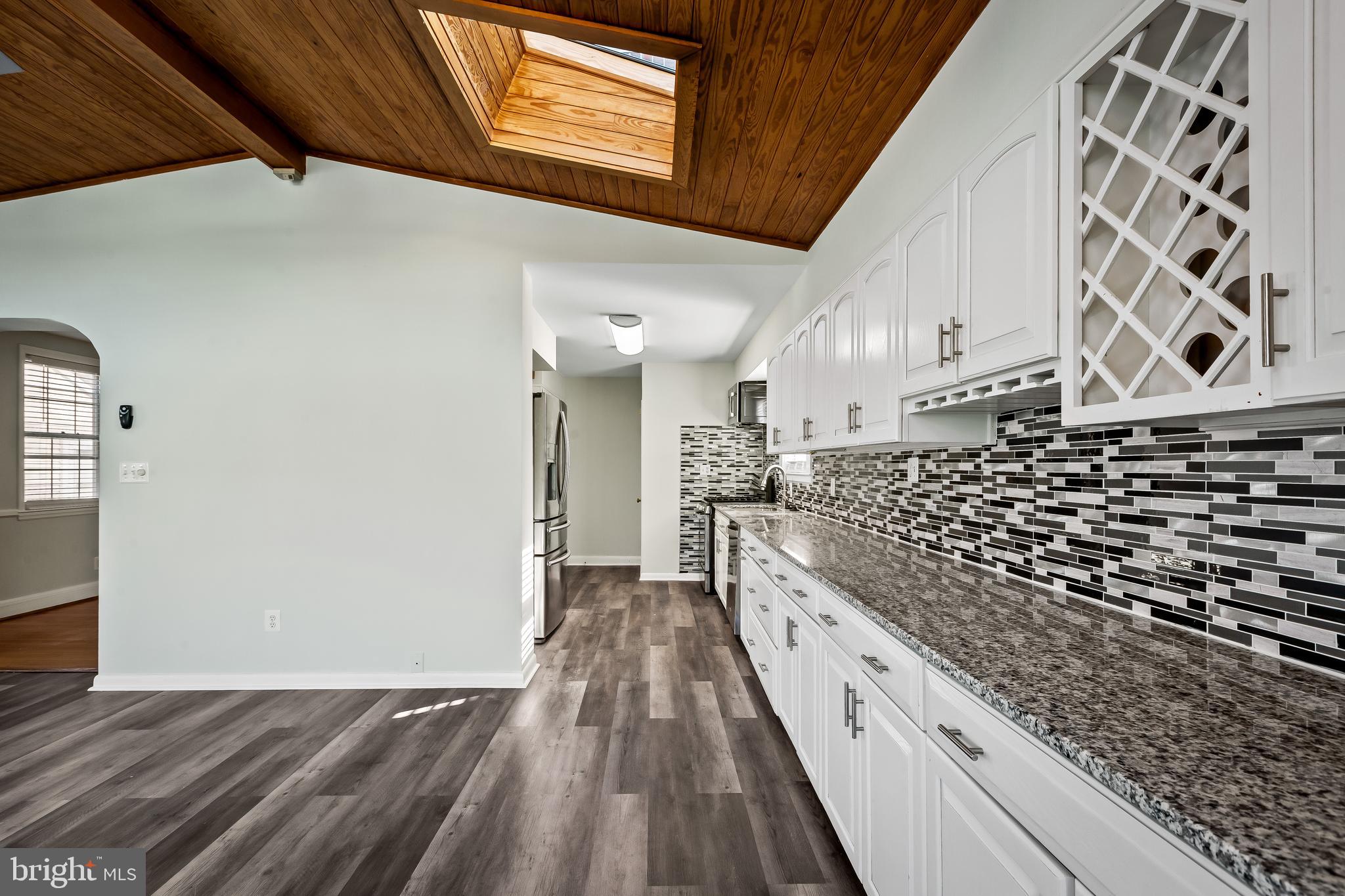 3806 Edgewood Road Baltimore, MD 21215 - Photo 10 of 36 Kitchen