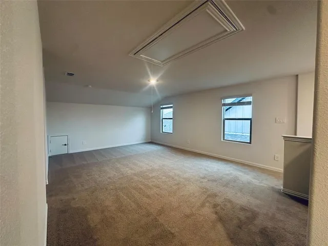 $2,290 | 606 Clover Crk Drive, McKinney, TX 75071