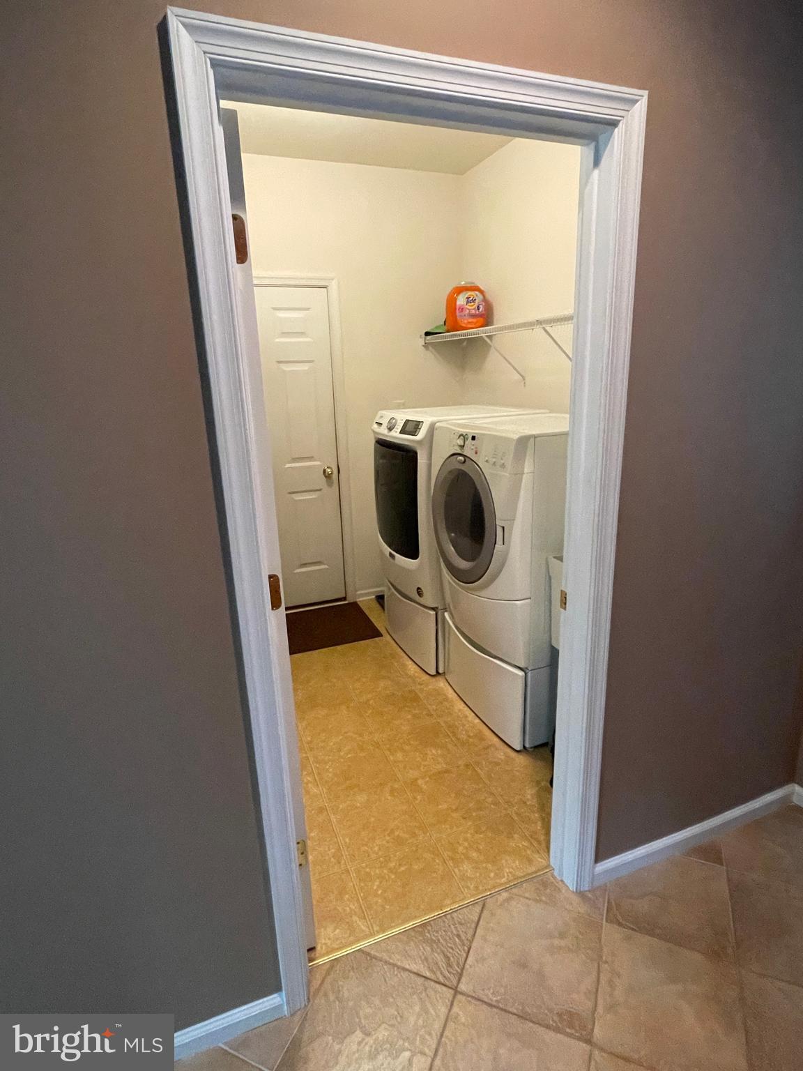 916 Nottingham Road Pottstown, PA 19465 - Photo 11 of 48 a utility room with dryer and washer