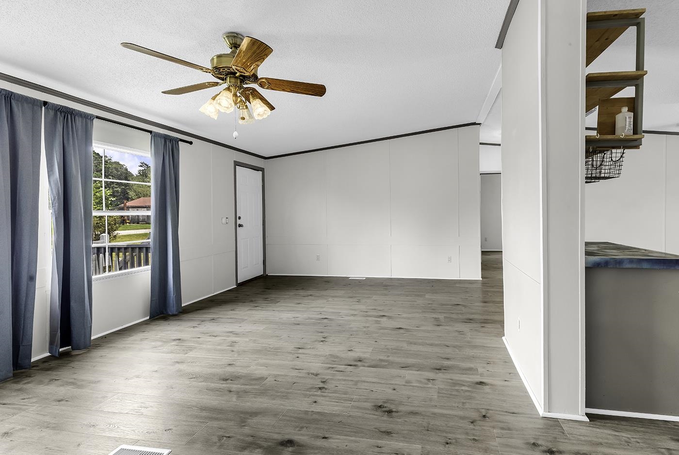 1578 Cay Road Loris, SC 29569 - Photo 8 of 46 Gallery Image 8