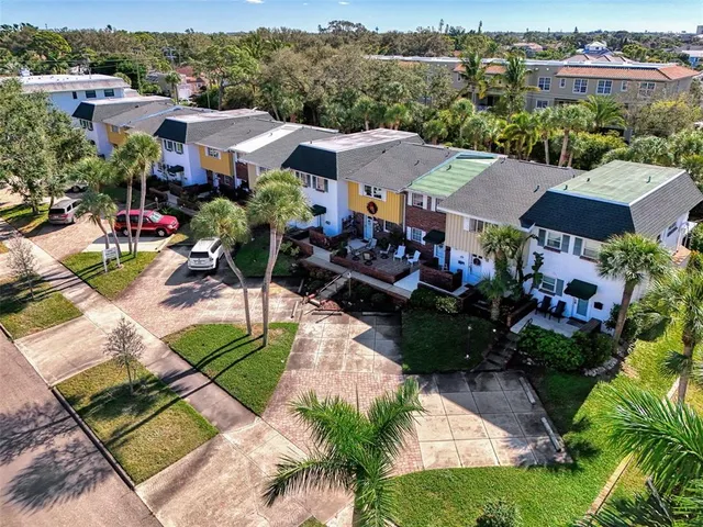 $585,000 | 707 West Venice Avenue, Unit 707A, Venice, FL 34285