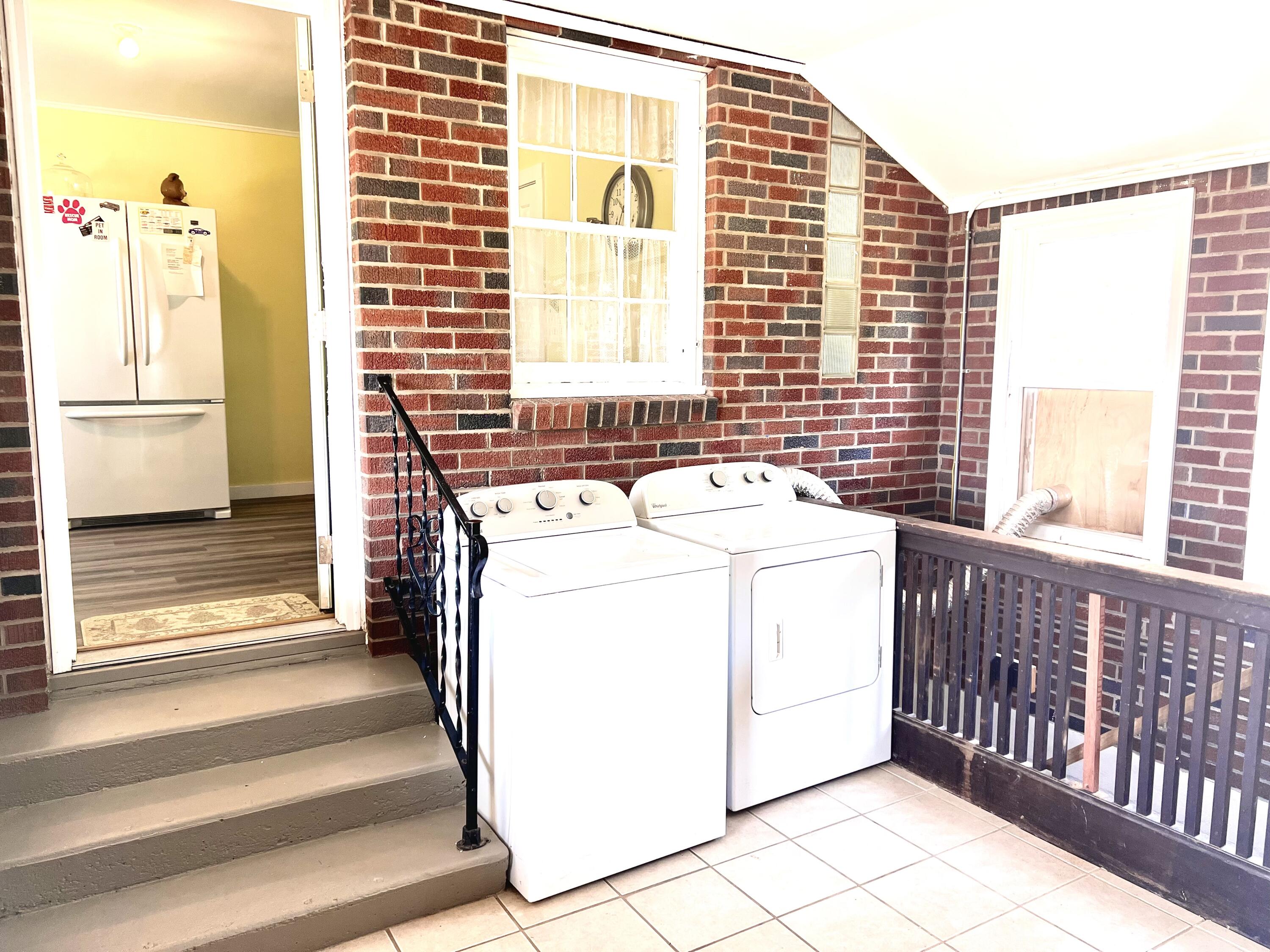 5909 Defield Road Coloma, MI 49038 - Photo 2 of 34 Breezeway