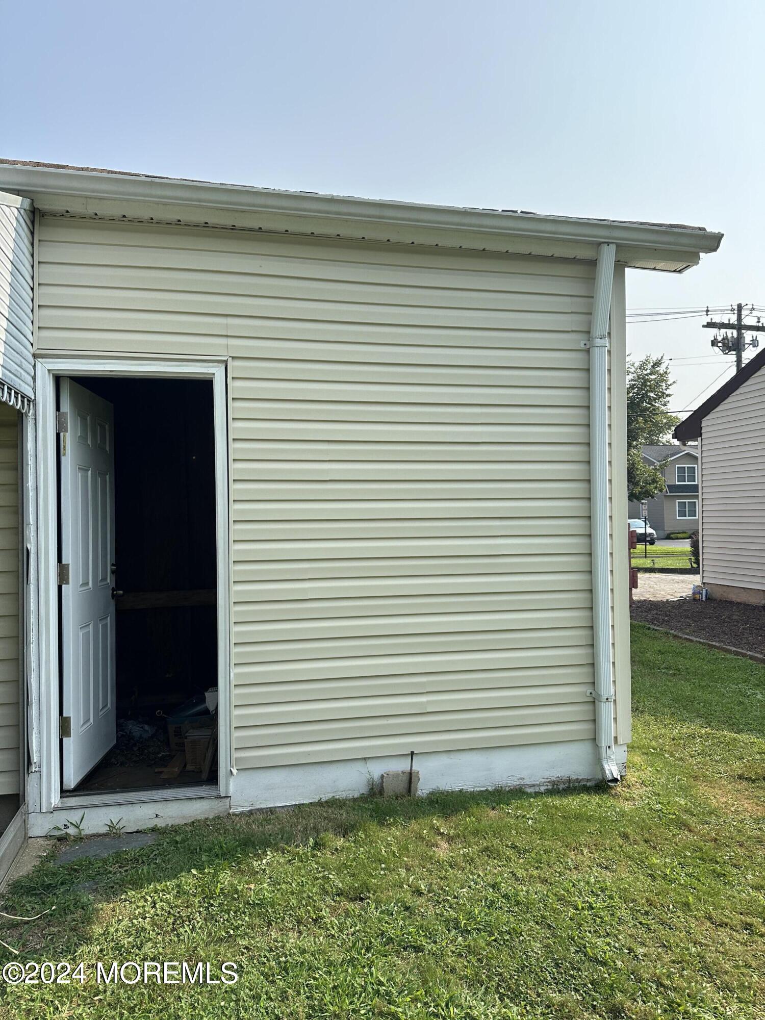 21 Middlesex Road Matawan, NJ 07747 - Photo 19 of 19 a view of a backyard