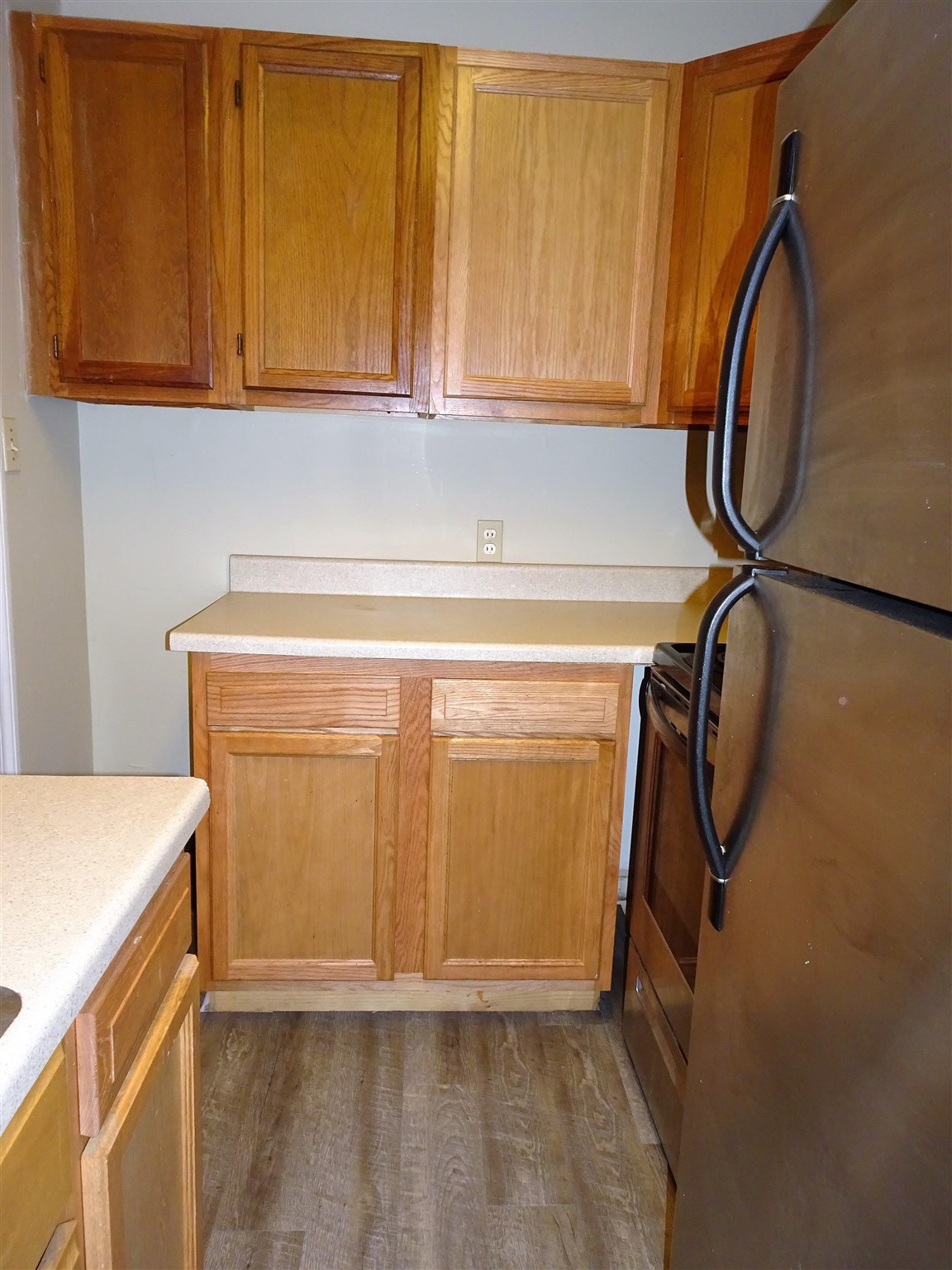 2410 Oakridge Road Fort Wayne, IN 46805 - Photo 8 of 24 Gallery Image 8