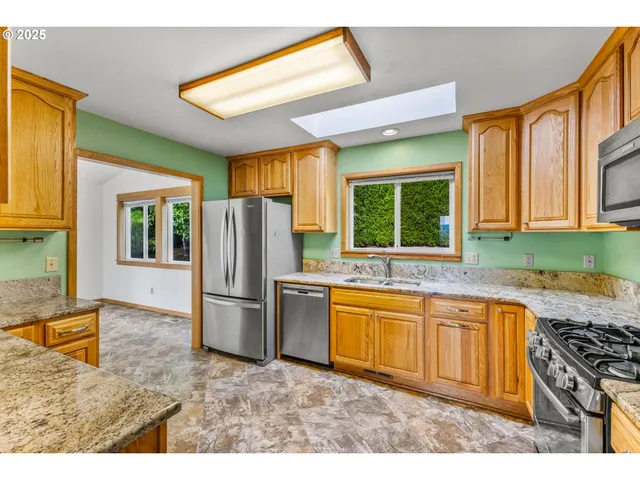 $550,000 | 409 South 30th Street, Philomath, OR 97370