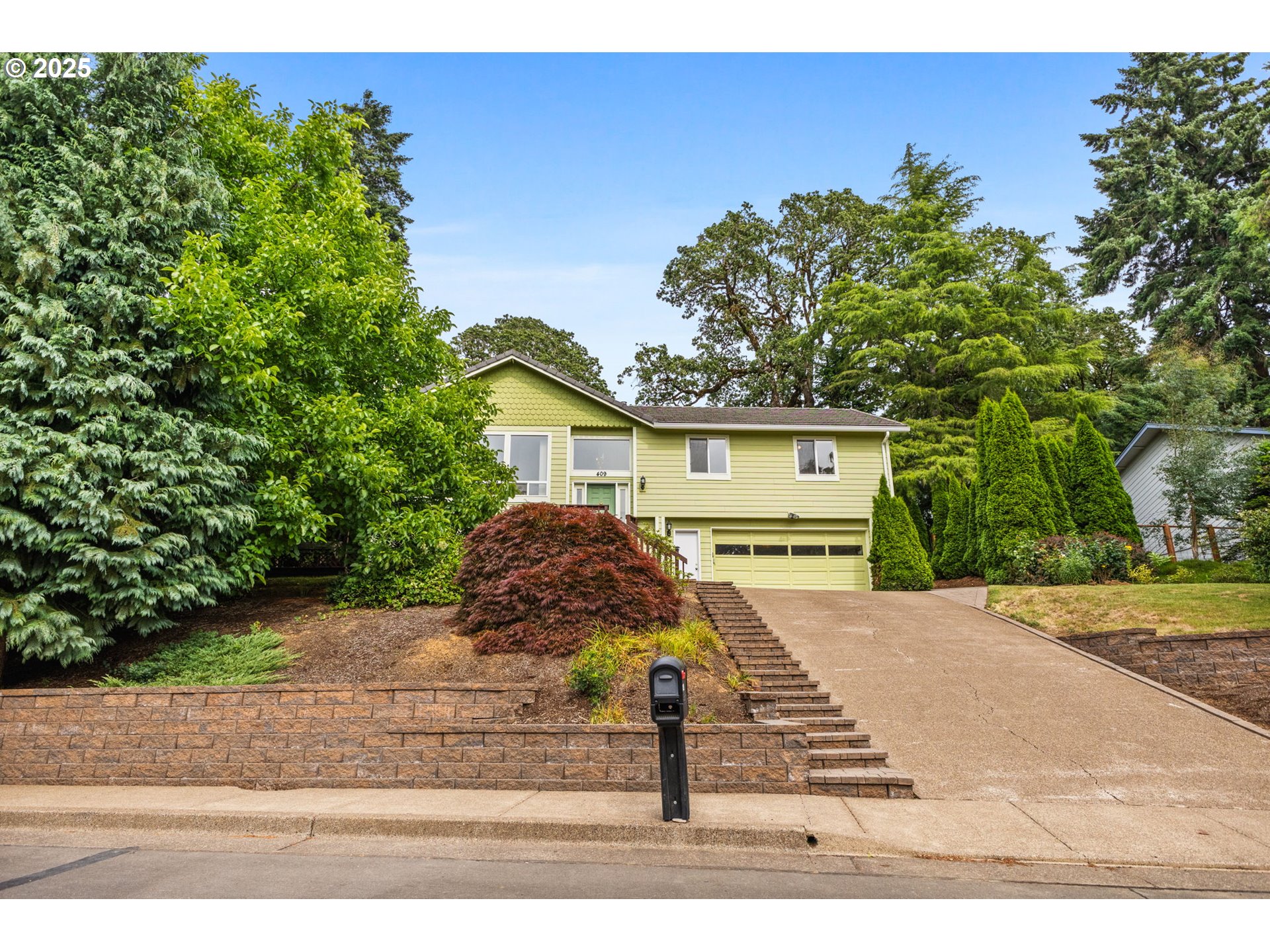 409 South 30th Street Philomath, OR 97370 - Photo 2 of 36