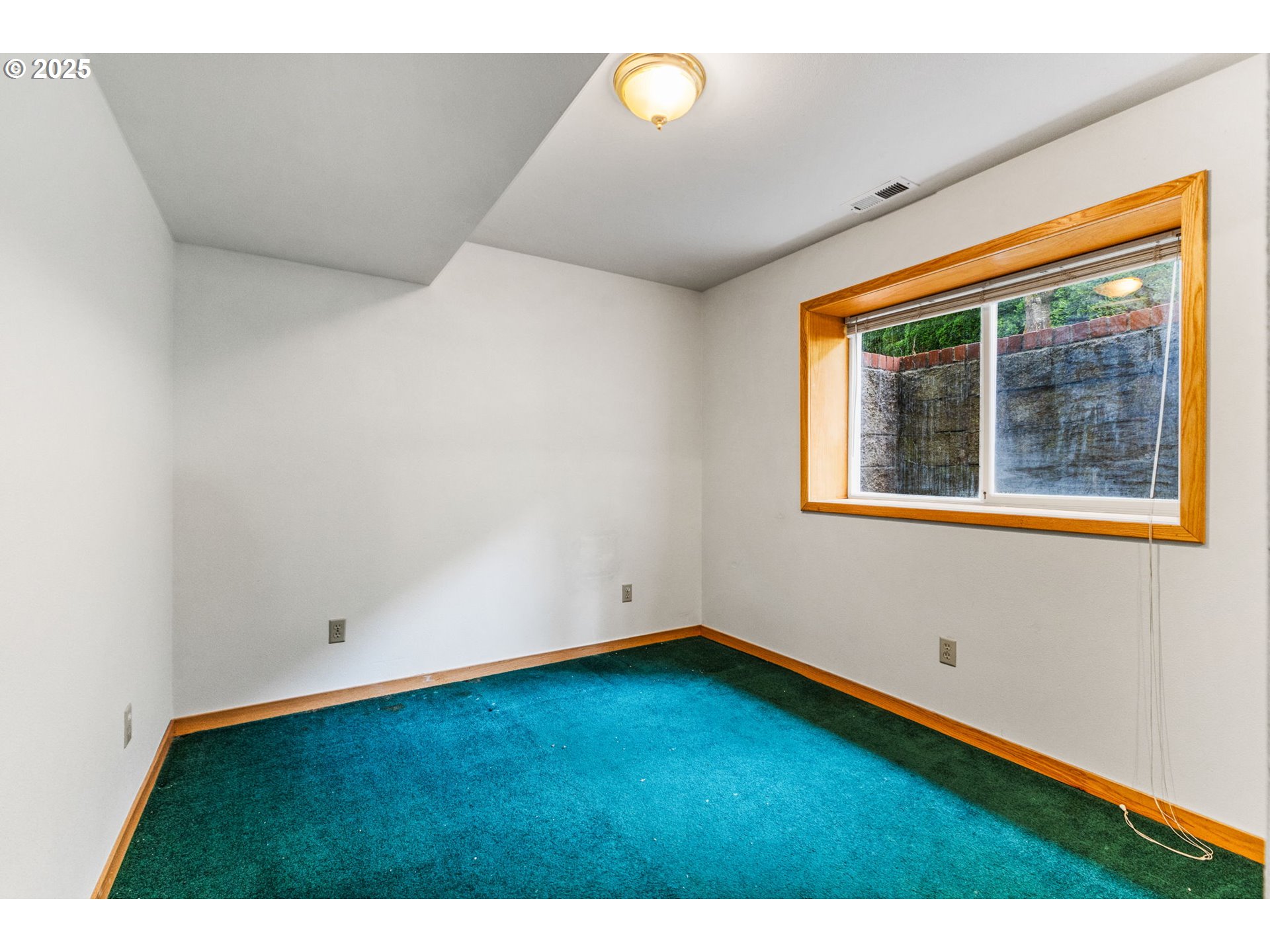 409 South 30th Street Philomath, OR 97370 - Photo 26 of 36