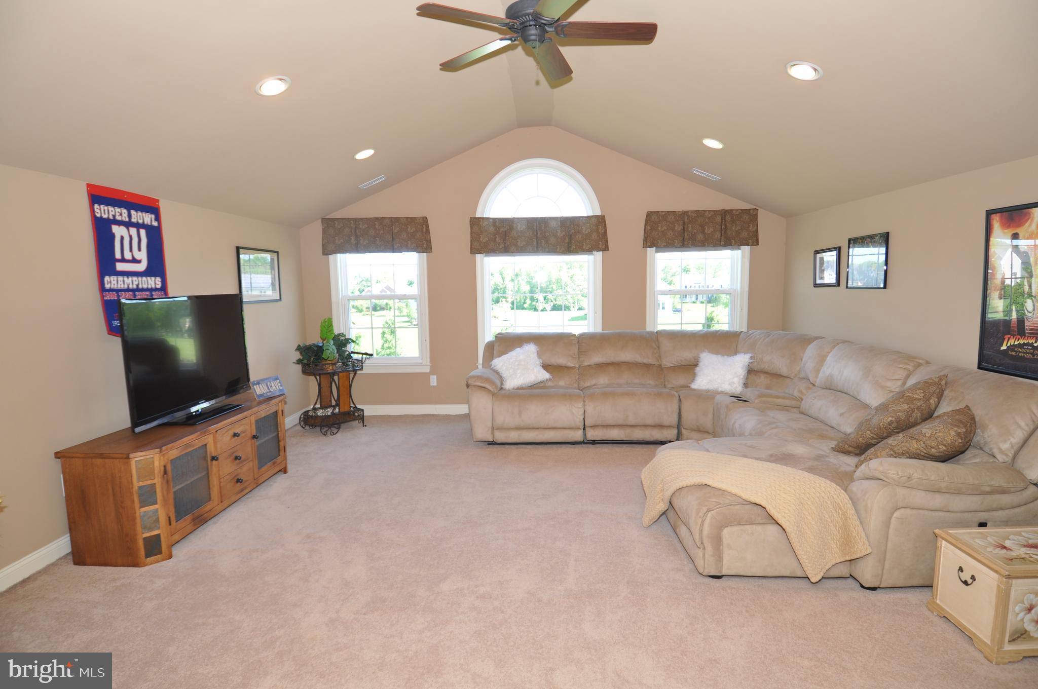 9 Waverly Drive Columbus, NJ 08022 - Photo 23 of 65