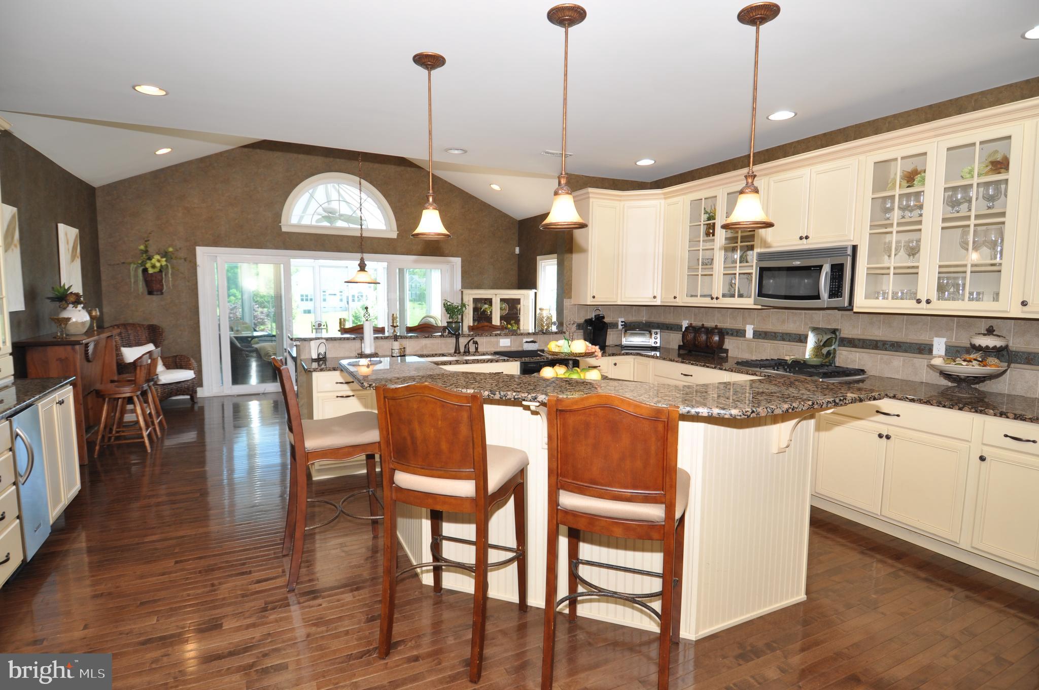 9 Waverly Drive Columbus, NJ 08022 - Photo 6 of 65