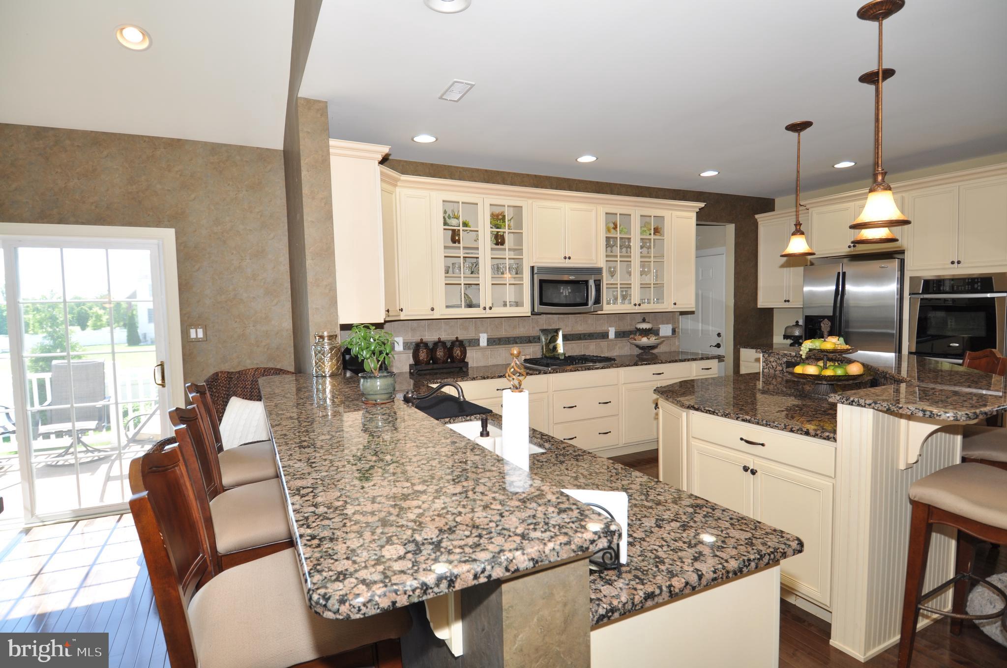 9 Waverly Drive Columbus, NJ 08022 - Photo 7 of 65