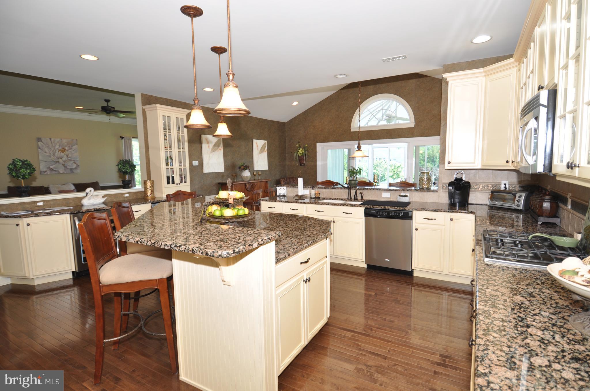 9 Waverly Drive Columbus, NJ 08022 - Photo 9 of 65