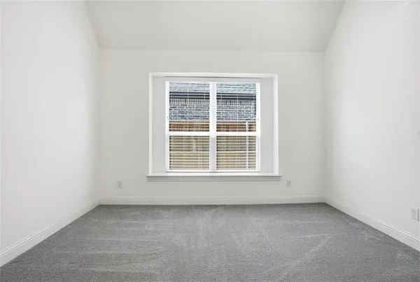 $850,000 | 297 Waters Edge Drive, Argyle, TX 76226