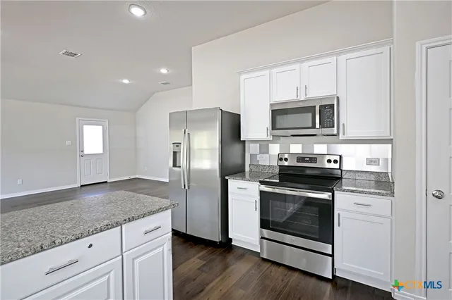 $1,495 | 2973 Greenbriar, Seguin, TX 78155