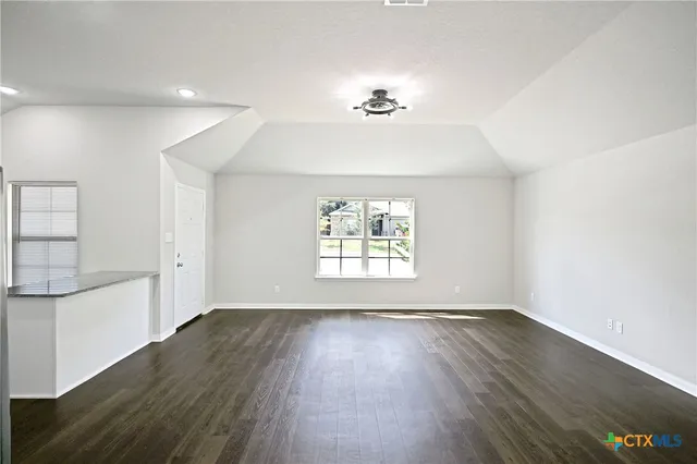 $1,495 | 2973 Greenbriar, Seguin, TX 78155