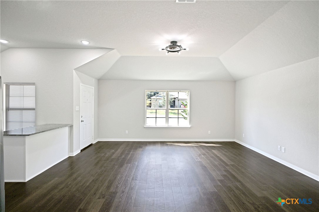 2973 Greenbriar Seguin, TX 78155 - Photo 17 of 37