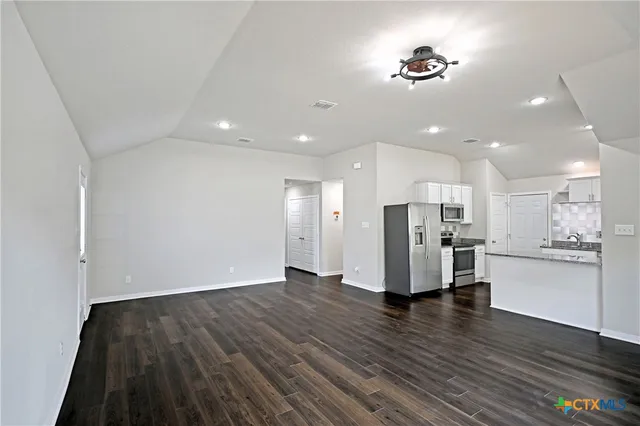 $1,495 | 2973 Greenbriar, Seguin, TX 78155