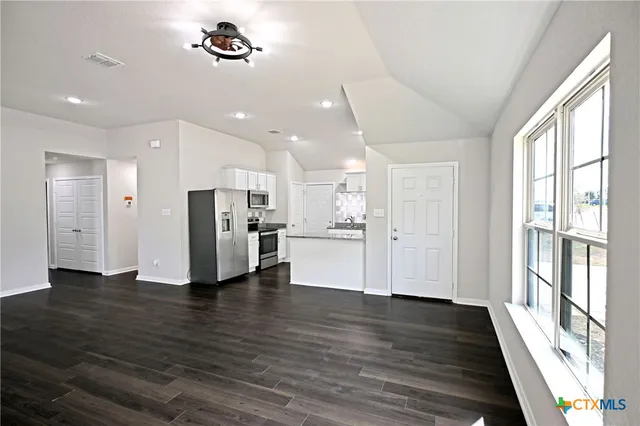 $1,495 | 2973 Greenbriar, Seguin, TX 78155