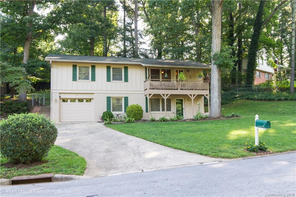17 South Ridge Place Arden, NC 28704 - Photo 1 of 18 Gallery Image 1