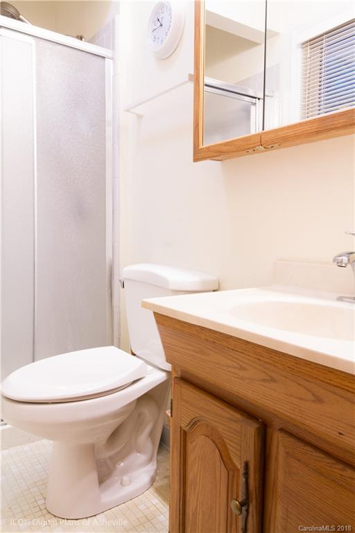 17 South Ridge Place Arden, NC 28704 - Photo 11 of 18 Gallery Image 11