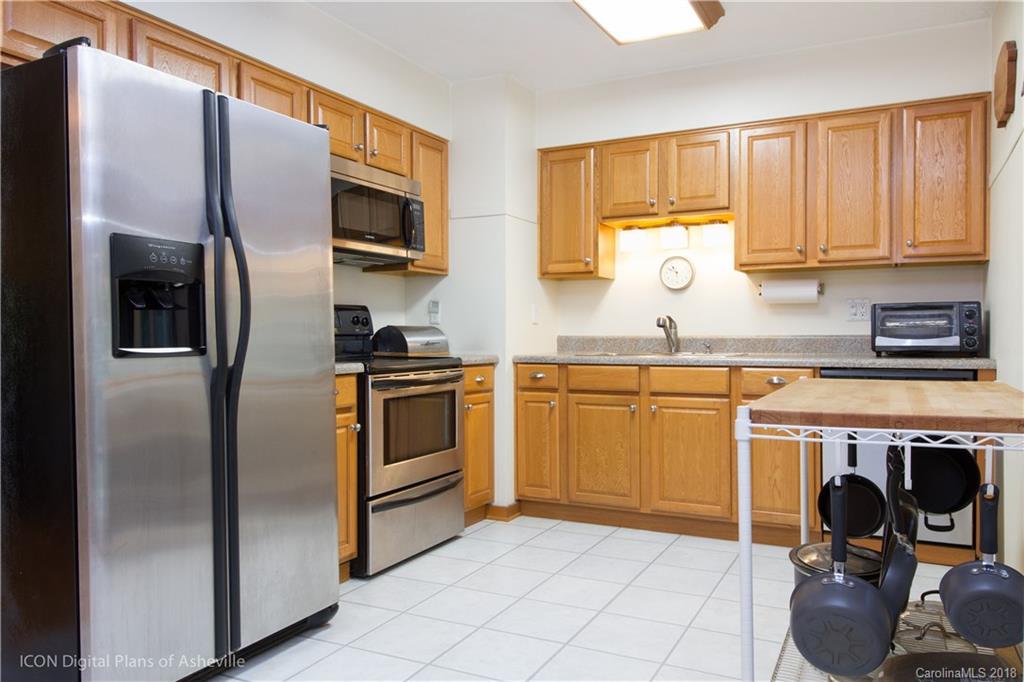 17 South Ridge Place Arden, NC 28704 - Photo 6 of 18 Gallery Image 6