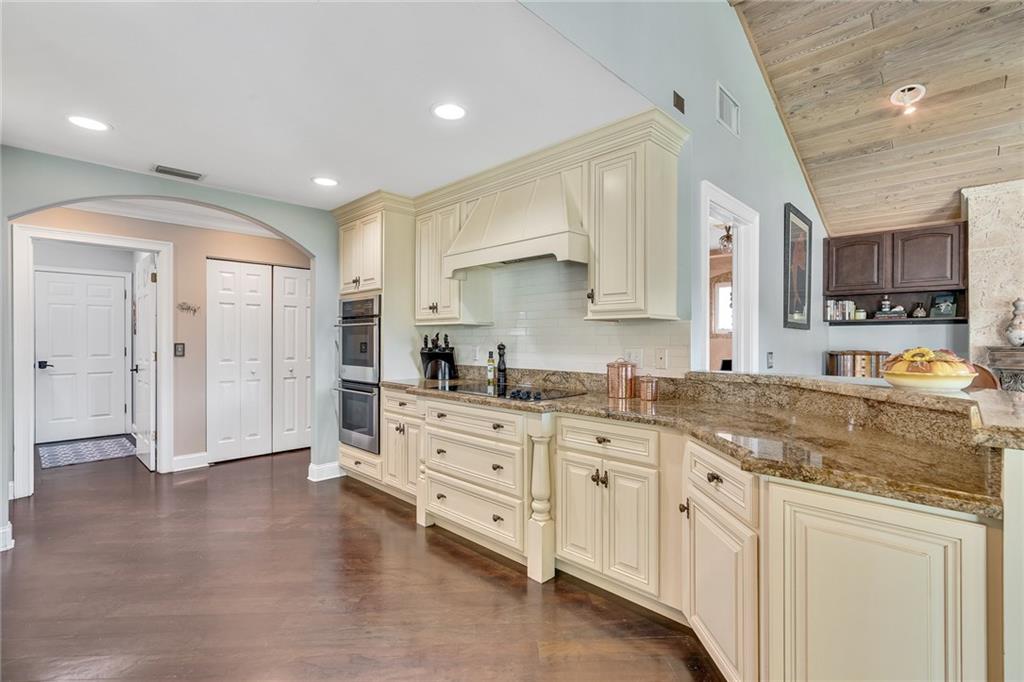 724 Tides Road Vero Beach, FL 32963 - Photo 14 of 36 Gallery Image 14
